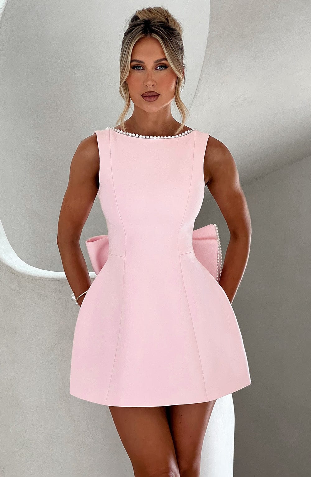 Amber | Women Wedding Guest Structured Mini Dress - Elle Zürich