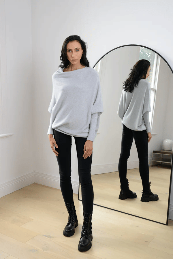 Karin | Eleganter Damenpullover mit Off-Shoulder-Stil - Elle Zürich