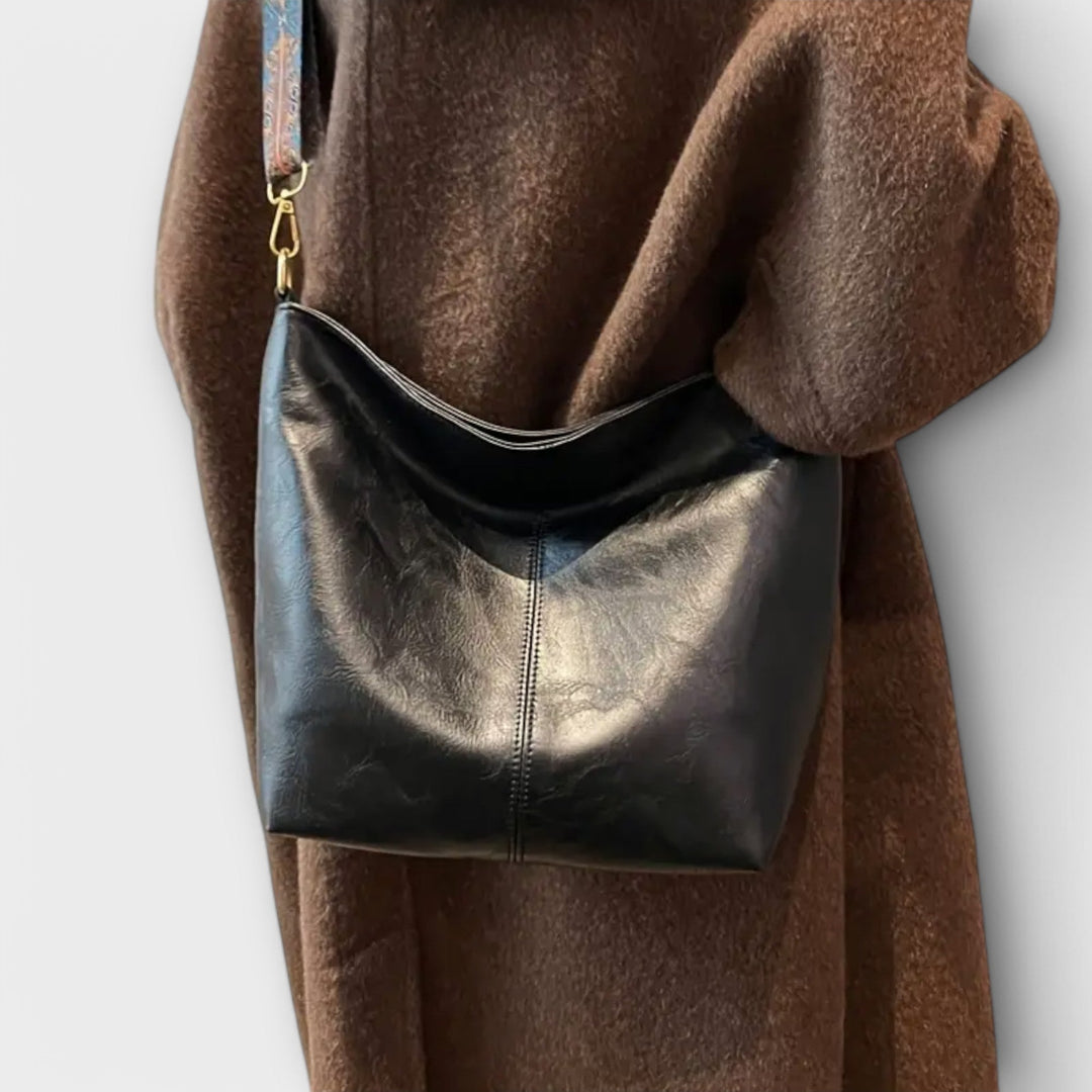 Olivia | Women’s Shoulder Bag With Unique Strap - Elle Zürich