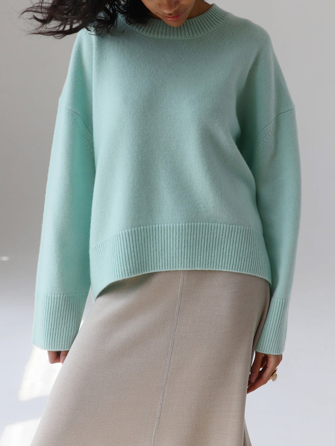 Megan | Women’s Winter Oversized Knit Pullover Sweater - Elle Zürich