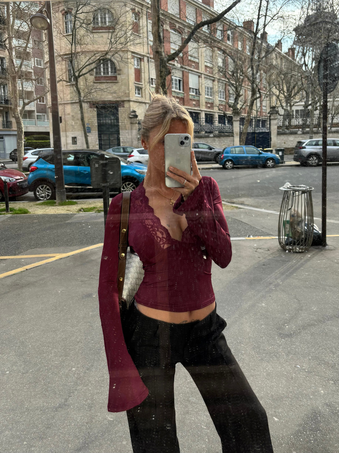 Natalie | Damen Frühlings Langarmtop mit Spitzenbesatz - Elle Zürich