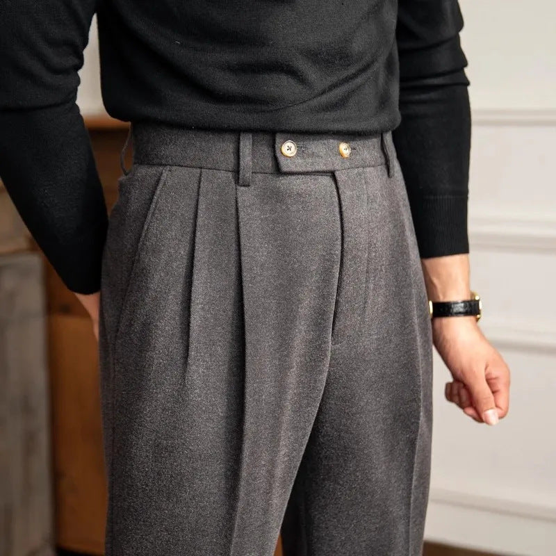 Jayden | Men’s High Waisted Pleated Straight Trousers - Elle Zürich