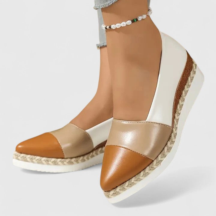 Sandra | Damen Frühling Keilabsatz Slip-On Schuhe mit Spitzer Zehenpartie - Elle Zürich