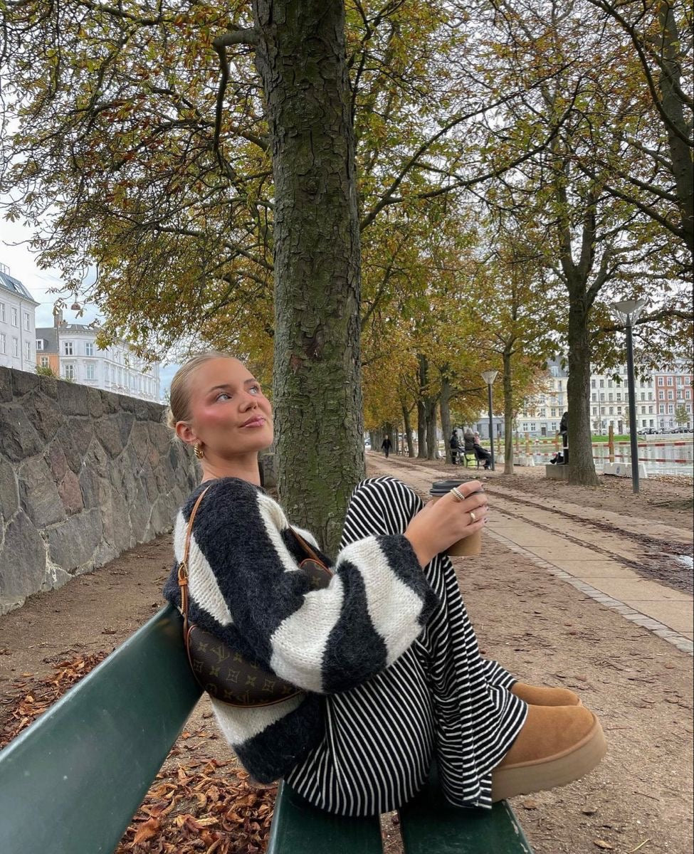 Elfriede | Damen Frühlings-Gestreifte Relaxed-Hose - Elle Zürich