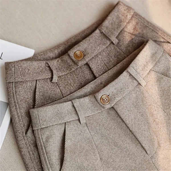 John | Men’s Vintage Pleated High Waist Classic Trousers - Elle Zürich