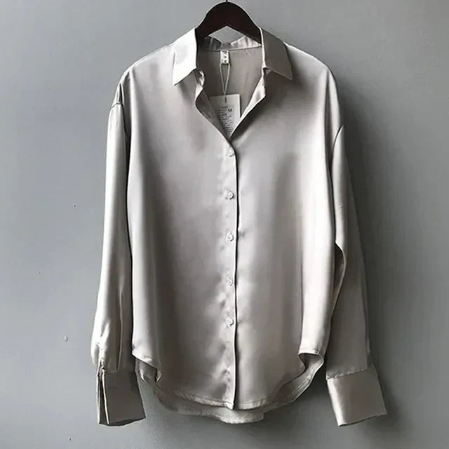 Sabine | Damen Klassische Elegante Button-Down Bluse - Elle Zürich