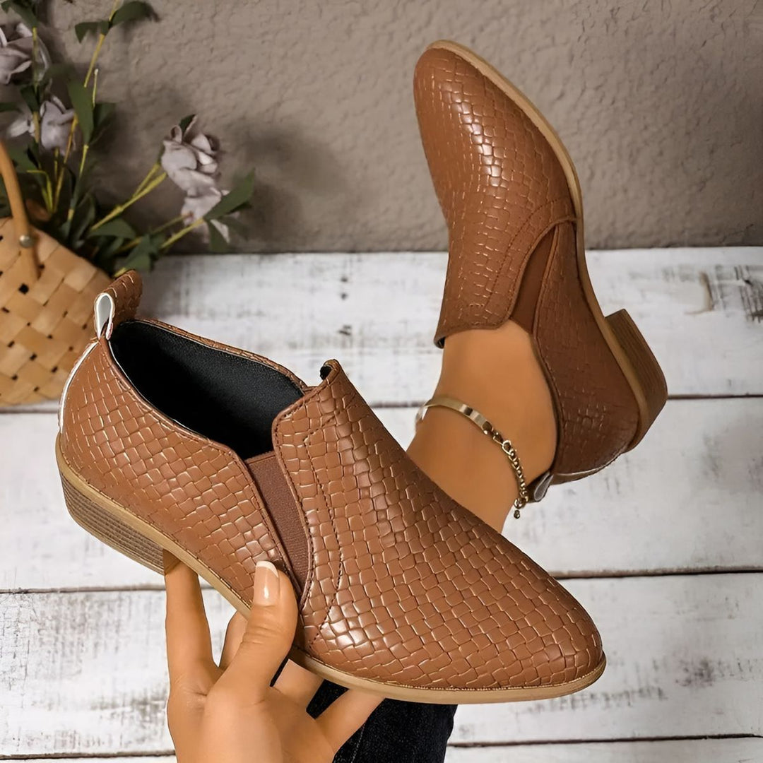 Alexia | Damen Bequeme Slip-On Schuhe mit Absatz - Elle Zürich