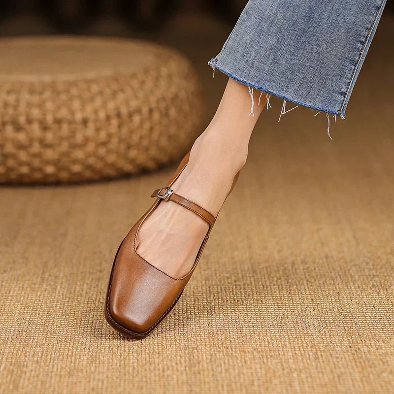Jana | Damen Frühlings-Sandalen mit Riemen und Blockabsatz - Elle Zürich
