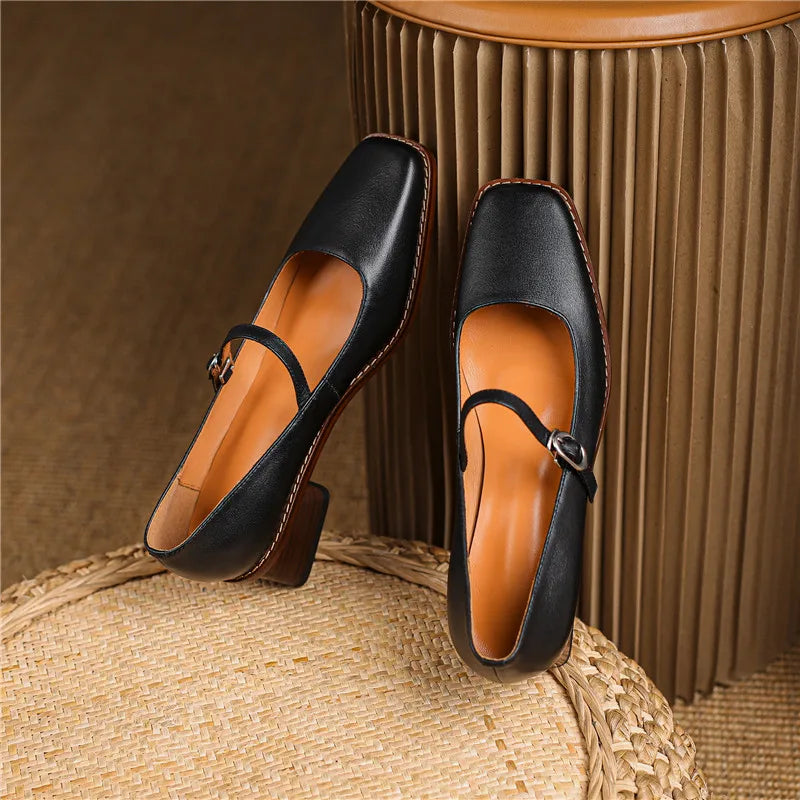 Jana | Damen Frühlings-Sandalen mit Riemen und Blockabsatz - Elle Zürich