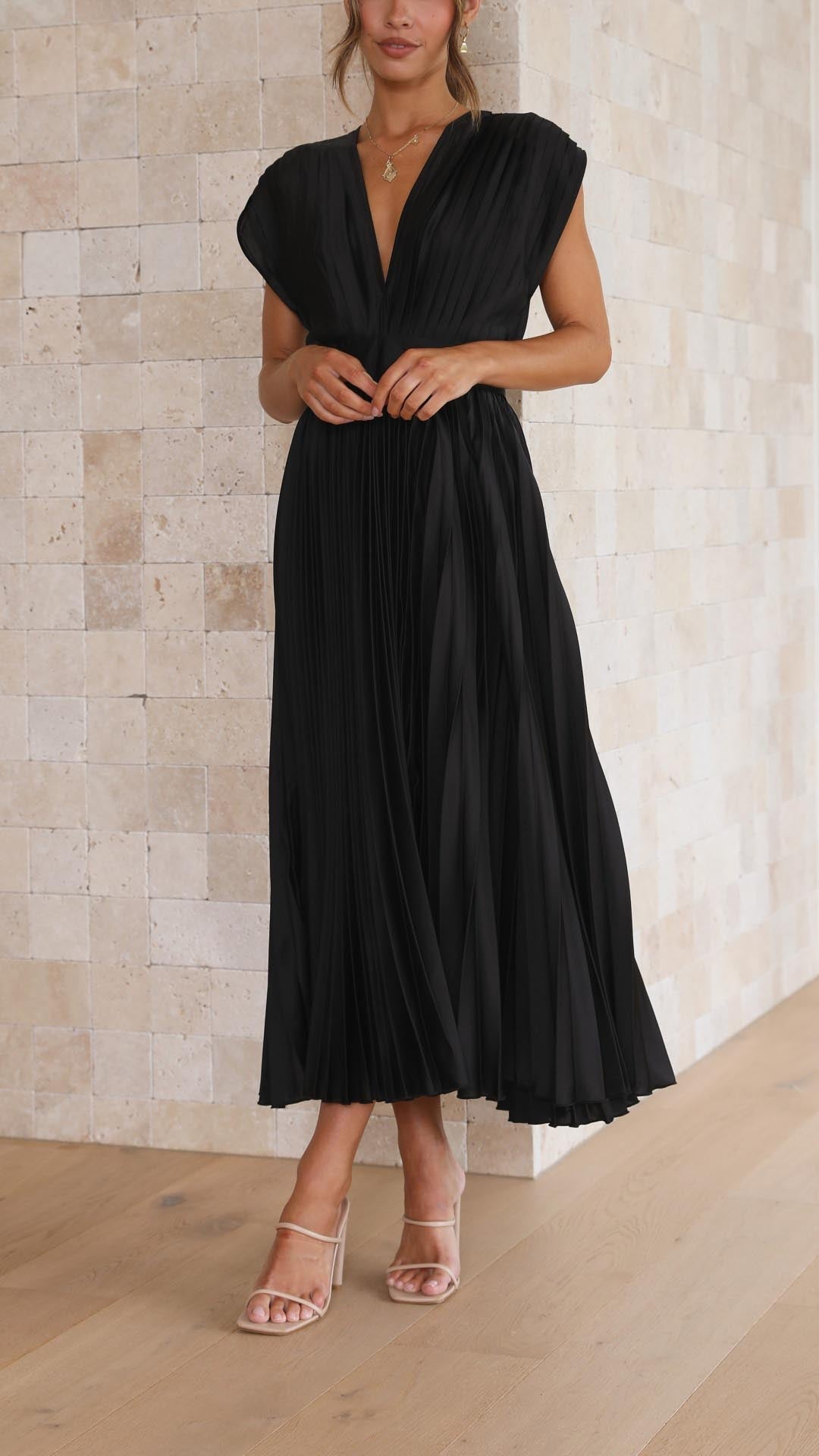 Angela | Damen Klassisches Plissiertes Maxikleid - Elle Zürich