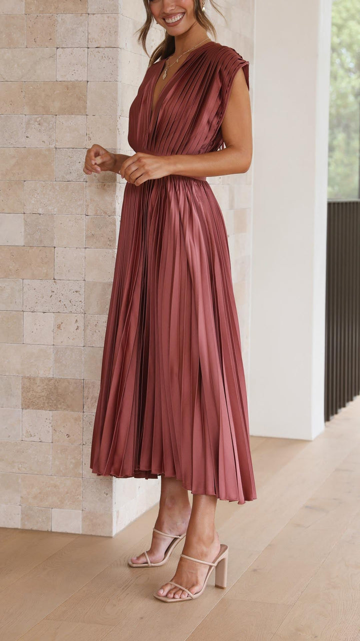 Angela | Damen Klassisches Plissiertes Maxikleid - Elle Zürich