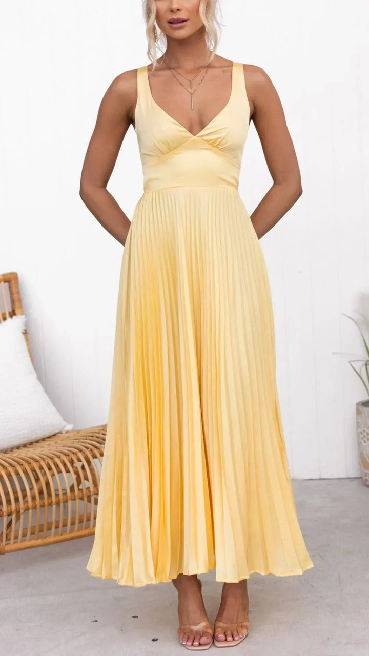 Kimberly | Women’s V-Neck Pleated Maxi Dress - Elle Zürich