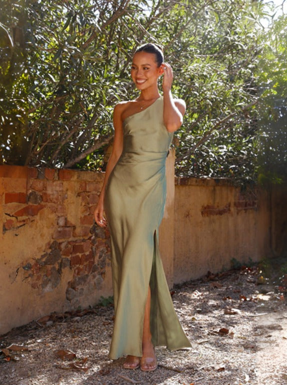 Sandra | Damen Frühlings-Maxikleid mit One-Shoulder-Desig - Elle Zürich